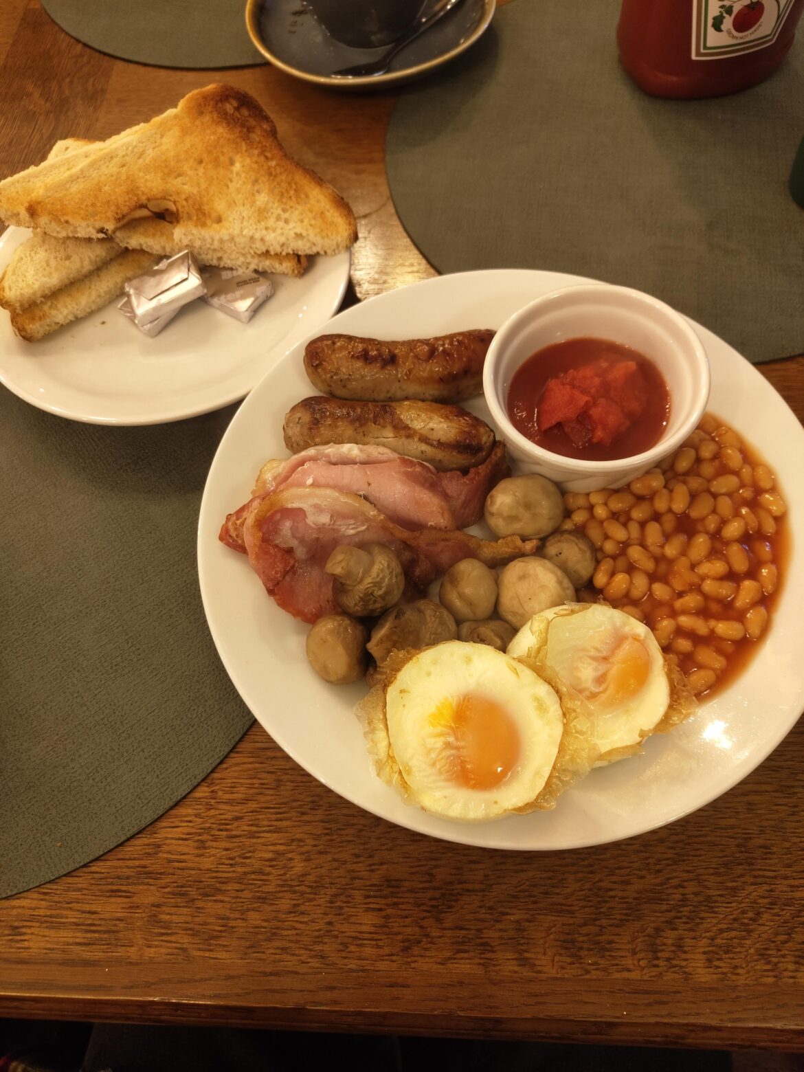 Blaby antique (and fry up) centre, Blaby, lestuhh Uk