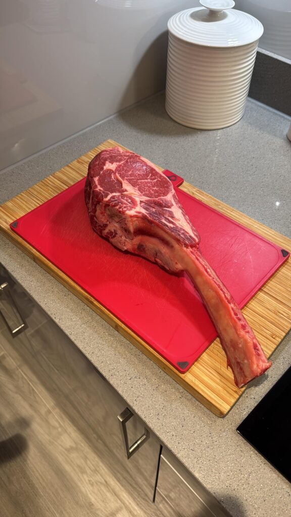 1.3kg (3lb) Tomahawk.