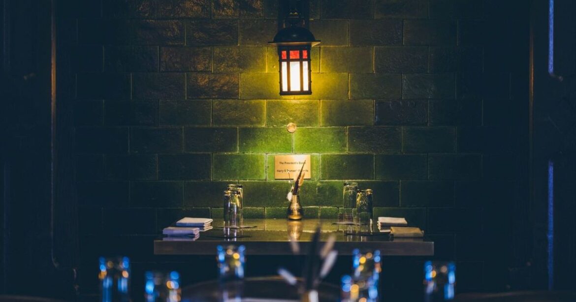 Kansas City's oldest restaurants: Where you can still eat your way through city history | KCUR