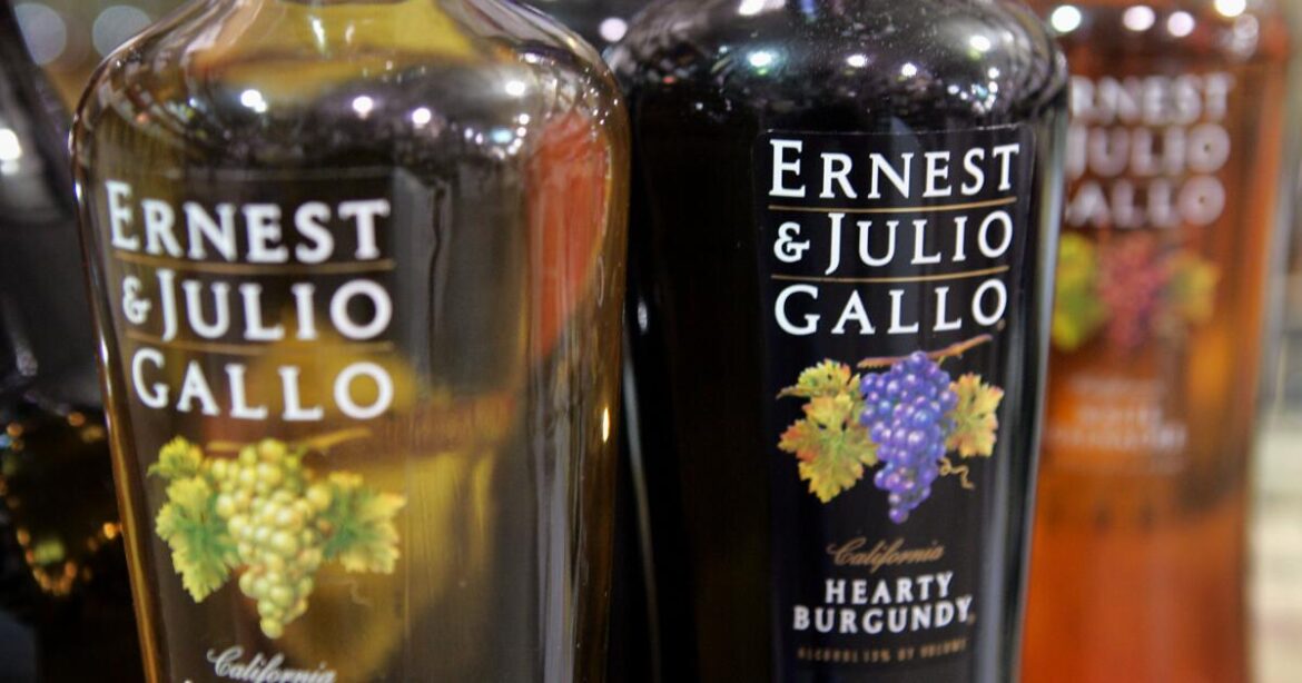 Wine giant Gallo to lay off 90, shut down a key Napa facility Wine giant Gallo to lay off 90, shut down a key Napa facility