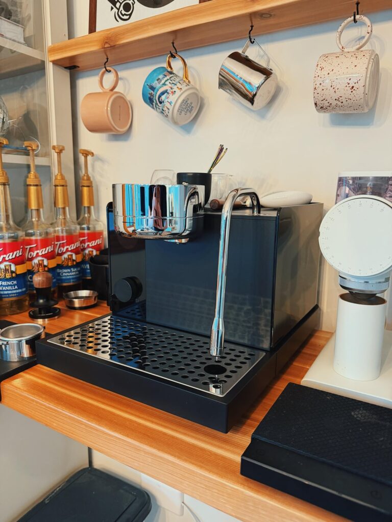 After almost a year, I finally got my Fellow ES1!