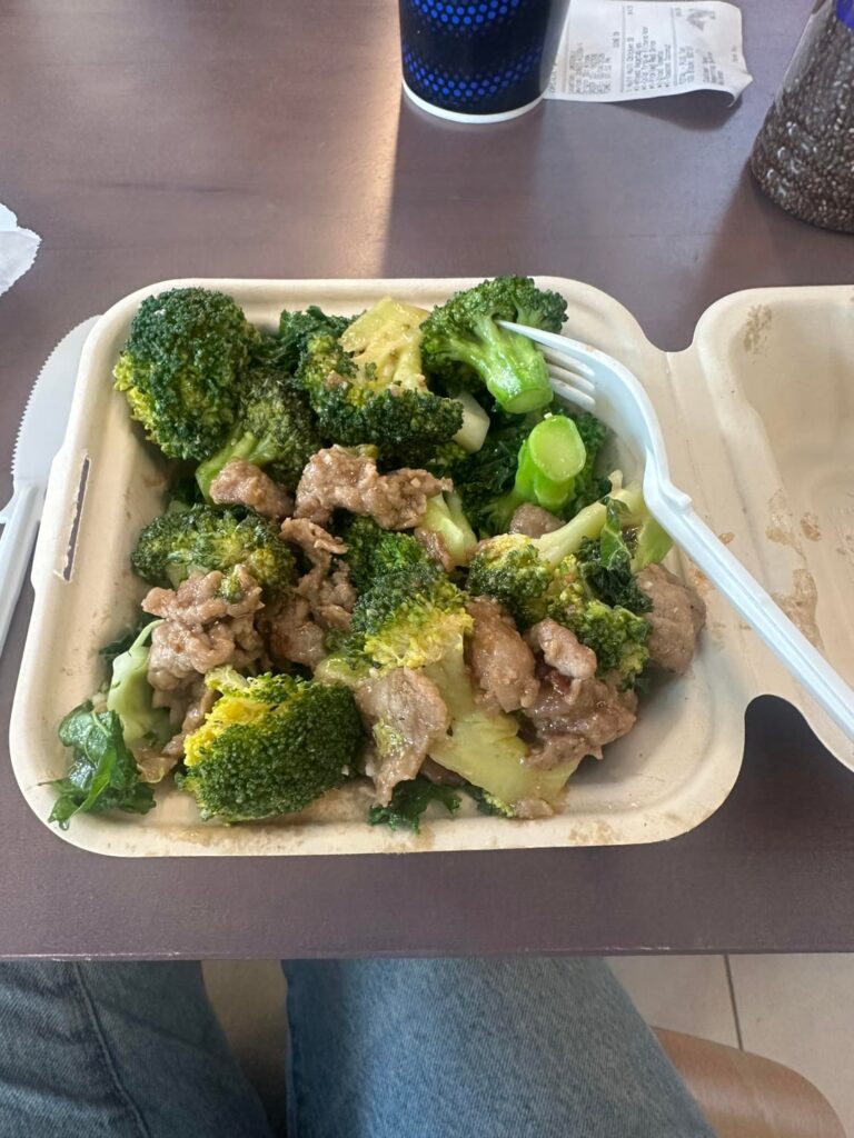 So Panda Express app lists Beef Broccoli w side of Super Greens bowl as 280 calories, but it tastes way too good and is so hefty lol, would yall estimate it being any higher than 300?