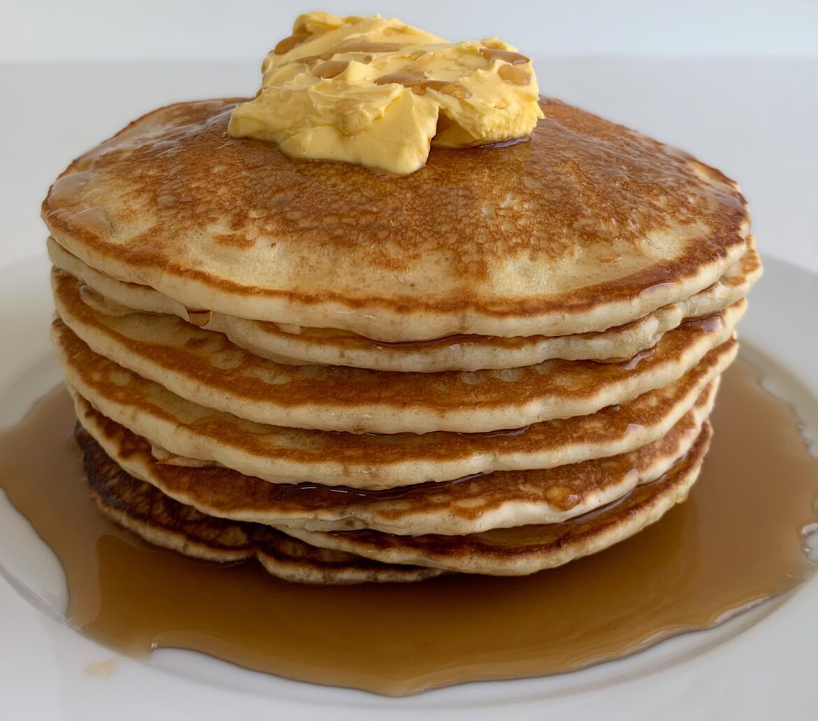 Vegan 3 Ingredient Pancakes
