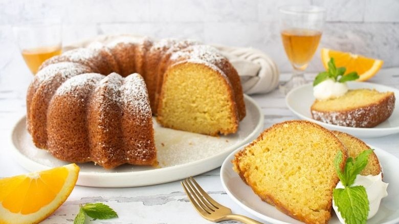 Bundt Italian hangover cake with slices on plates
