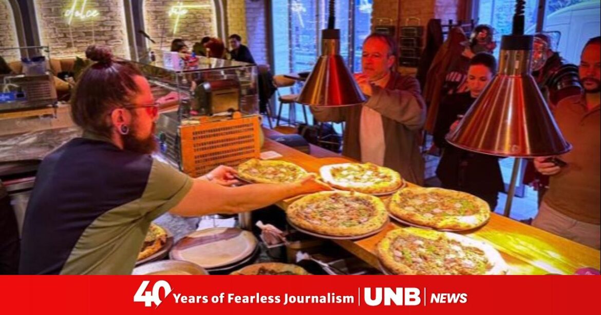 Budapest pizzeria recreates ancient Roman style pizza