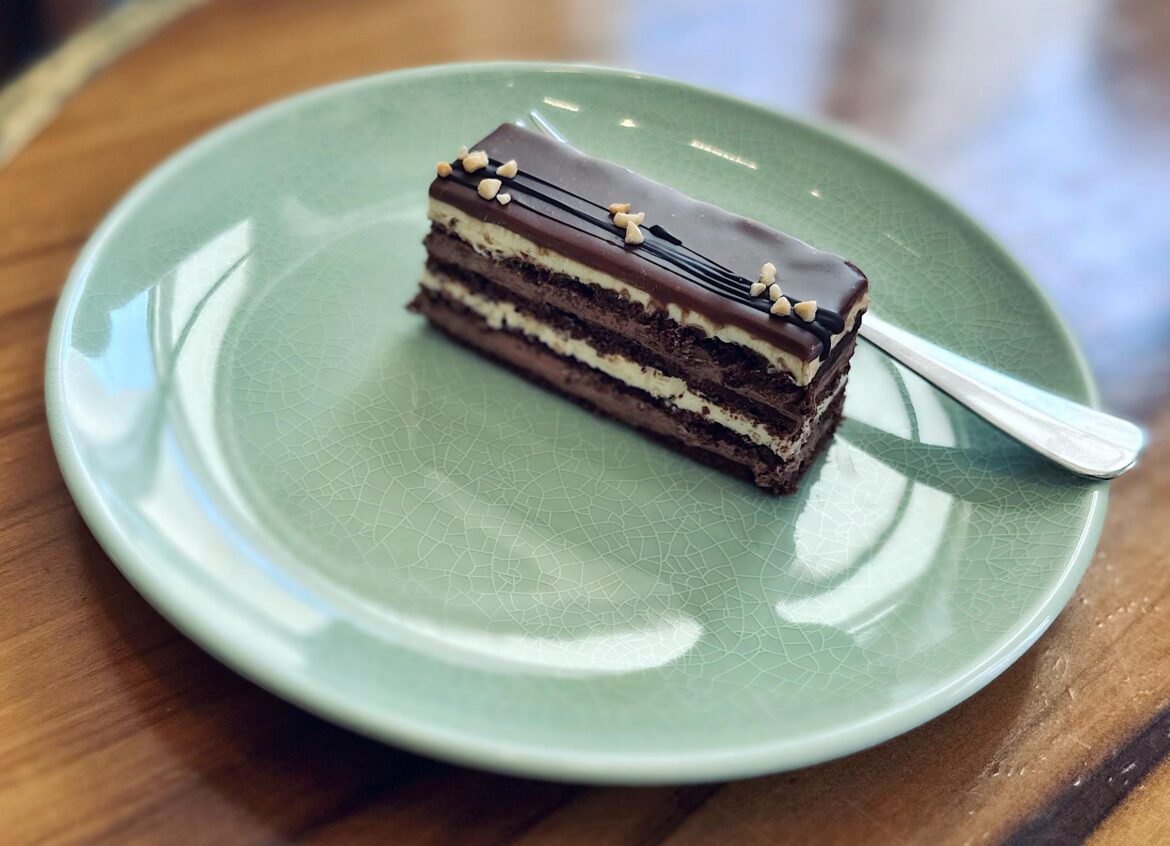 Chocolate and cream cheese cake