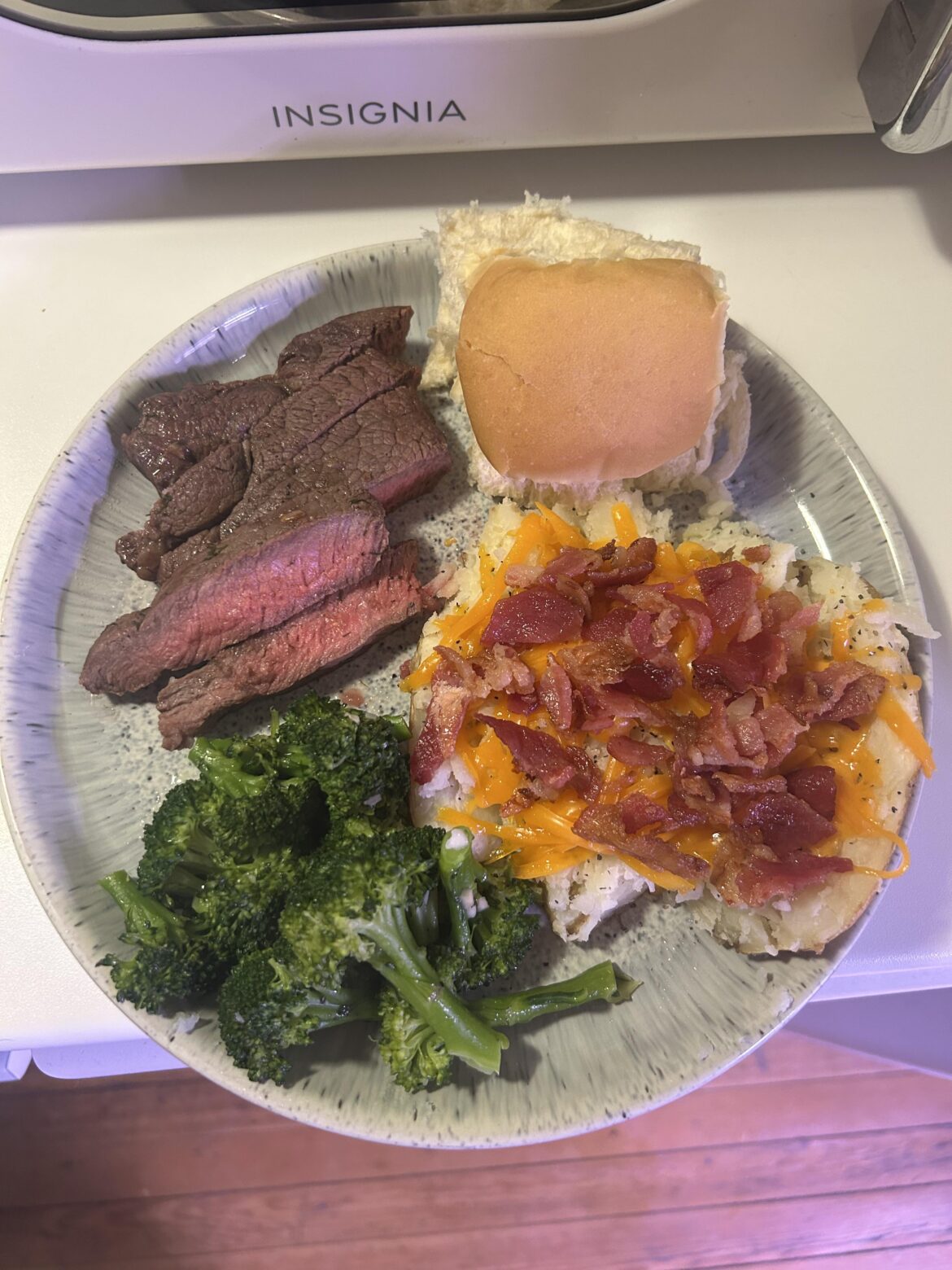 Steak, loaded baked potato, broccoli w/ garlic dill butter & homemade dinner roll