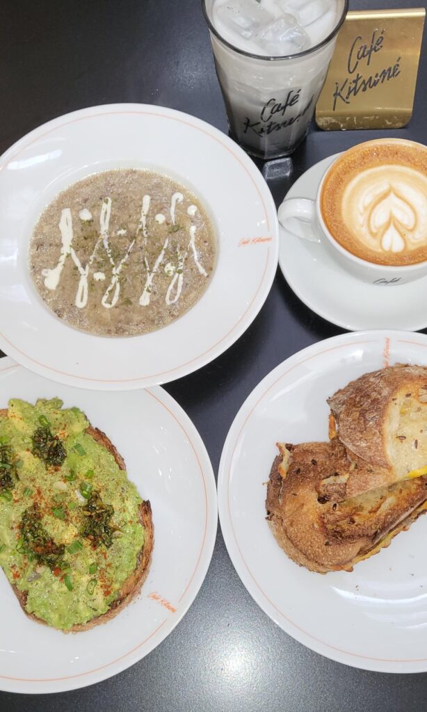 I had Avocado Toast, Grilled Cheese, Mushroom Soup, Latte and Black Sesame Milk for my breakfast today.