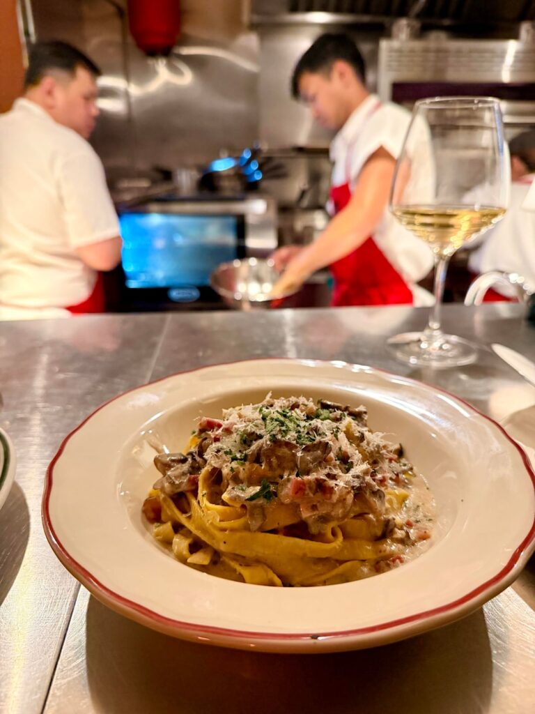 Proper in  Roncesvalles