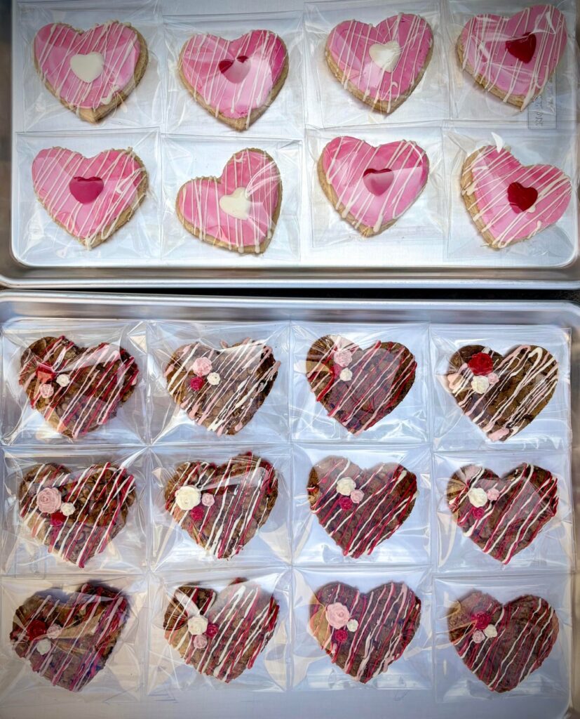 Taking these to the office tomorrow so no one goes home empty-handed for V-Day!