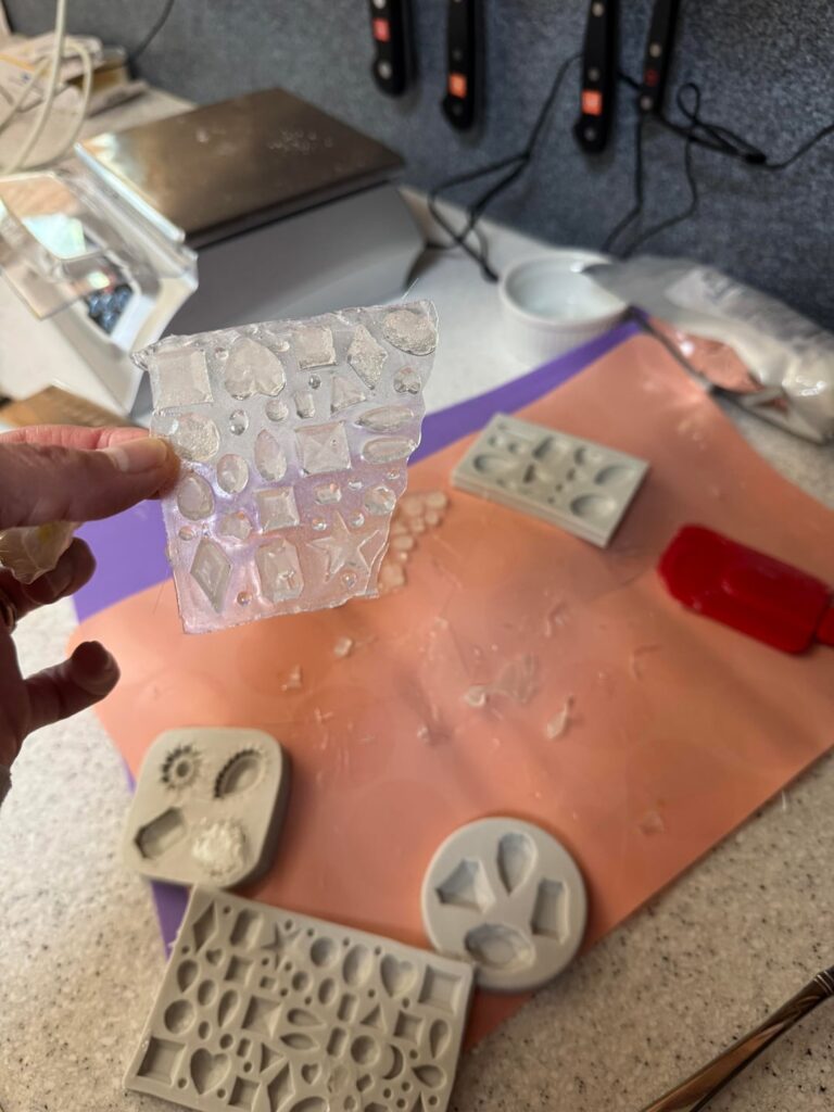 Help! Pointers? I’m wanting to make this ring but this is the result I’m getting with isomalt. How do you get it so clear?