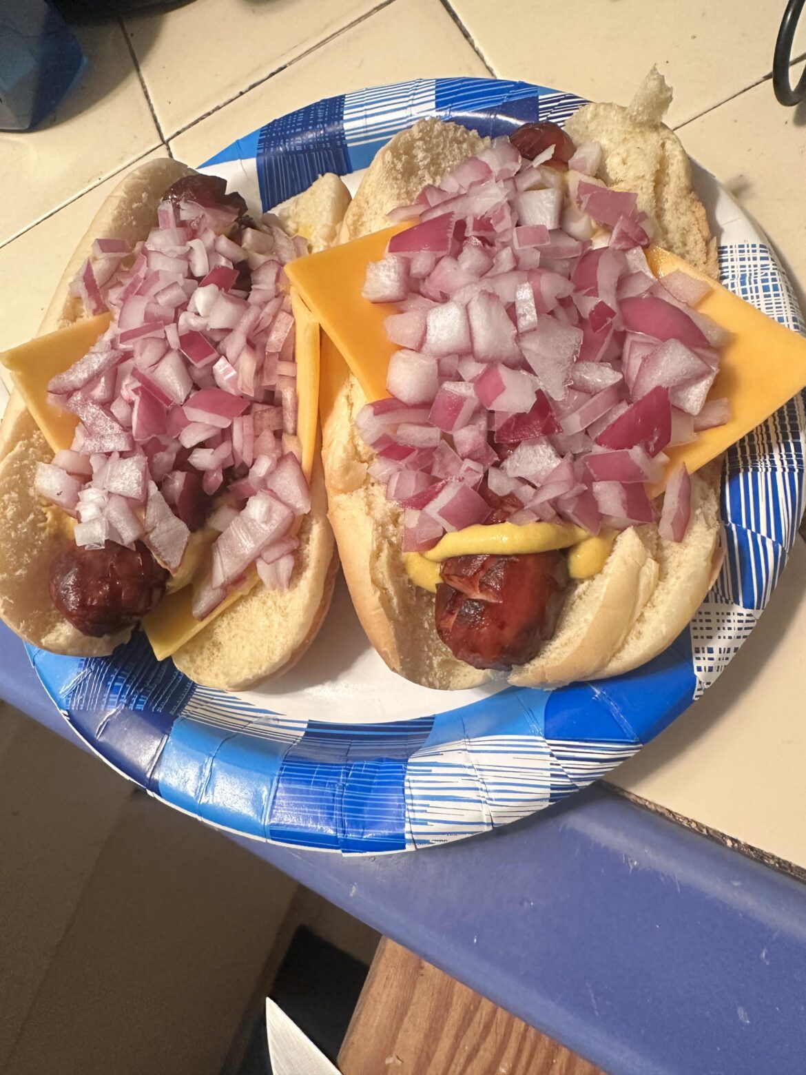 How come I feel like I rarely see red onions on hot dogs?