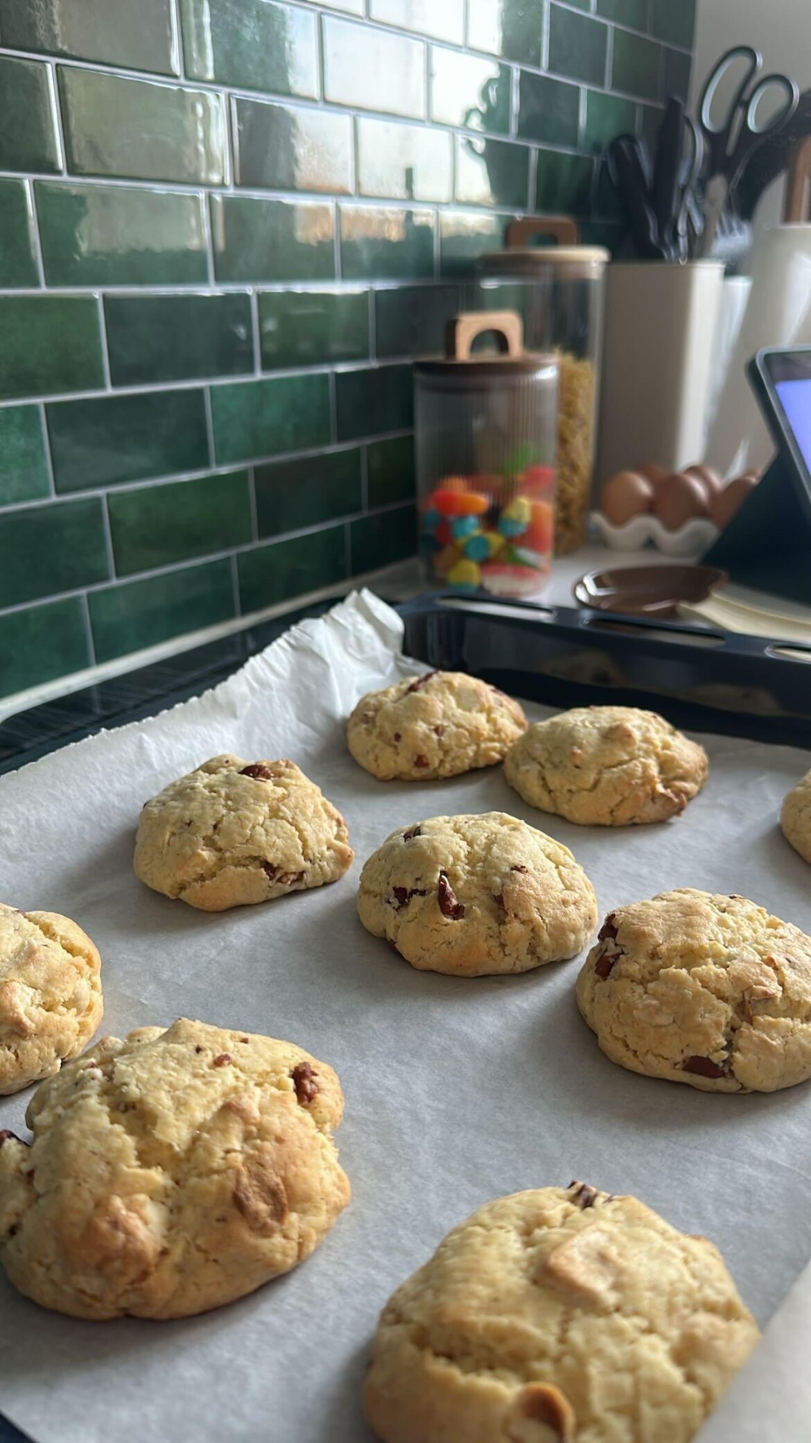 White chocolate pecan nut cookies 🍪