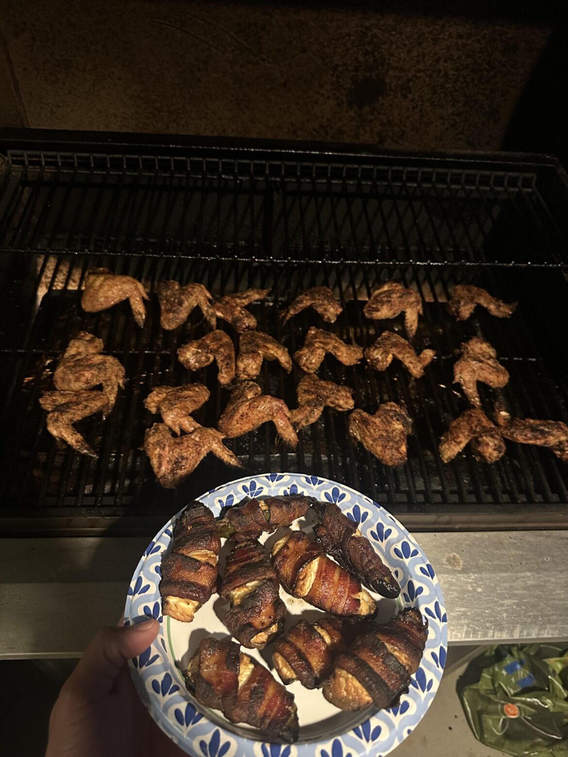 0-400 wings and poppers for the Super Bowl 🫡