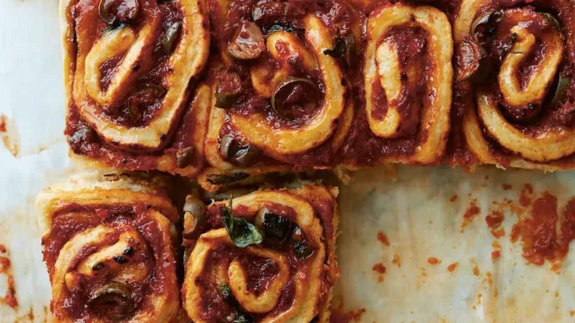 Giuseppe Dell’Anno’s pizza rolls with sweet pepper Giuseppe Dell'Anno's pizza rolls with sweet pepper