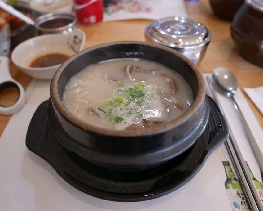 E Jo Korean Soup
