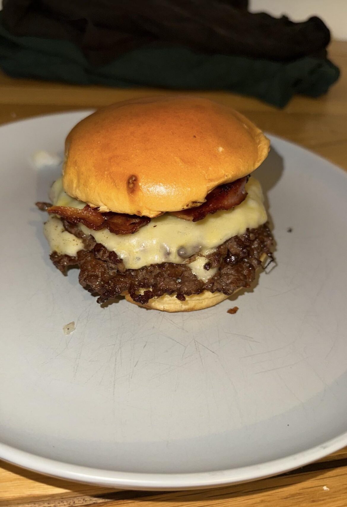 Pretty proud of how my smash burger turned out! So thought I’d show it off 👍