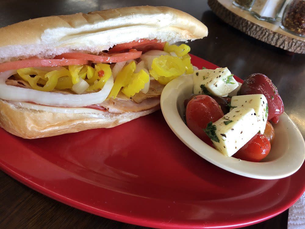 Geno’s Italian Deli