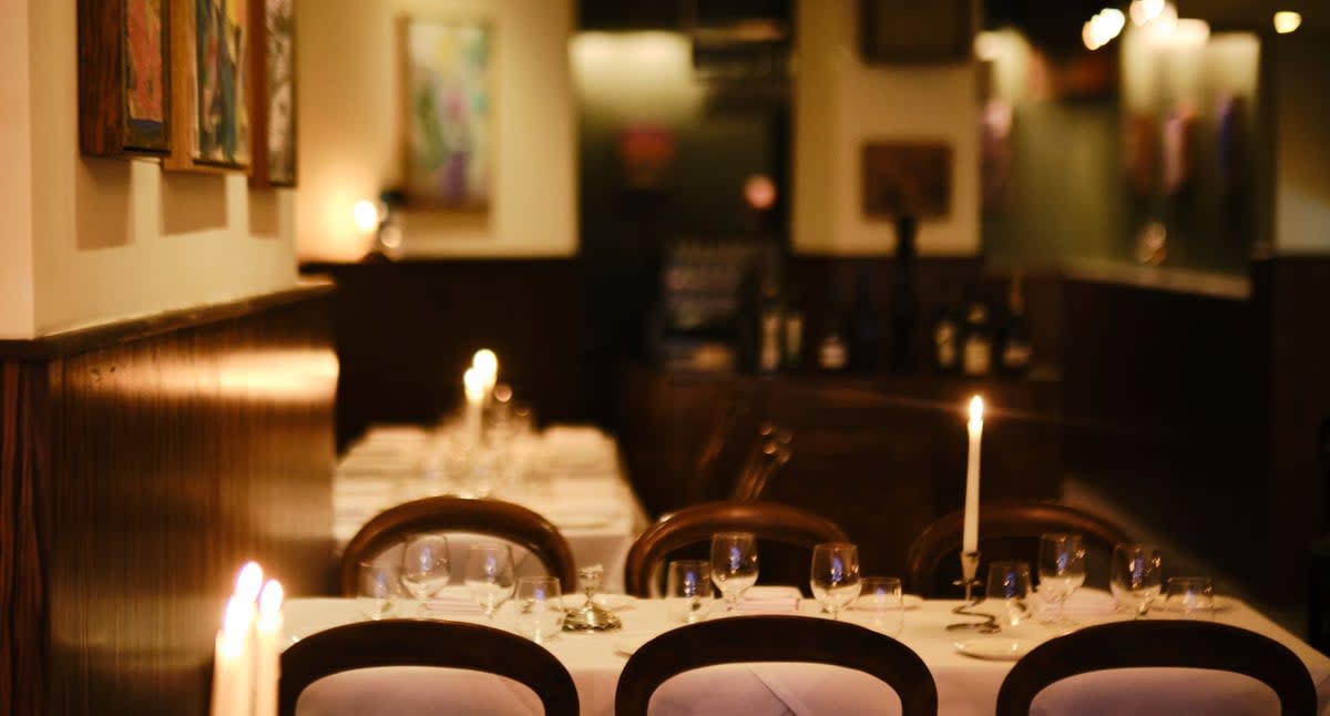 The twinkling dining room (Osteria Vibrato)