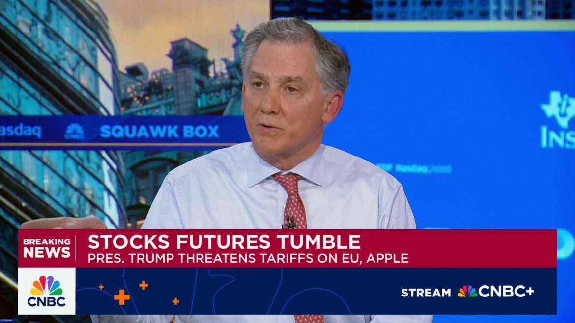 Rep. French Hill on Pres. Trump's tariff threats, crypto dinner and stablecoin legislation