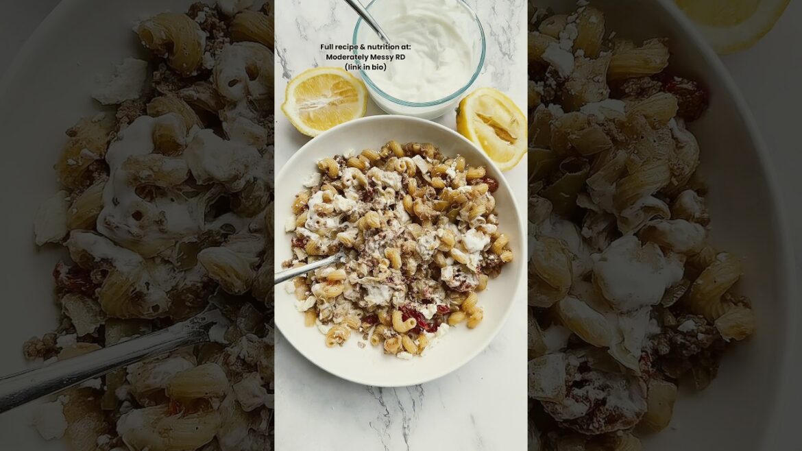 Easy dinner with 40g protein & probiotics from a creamy garlic yogurt sauce! It’s so good!