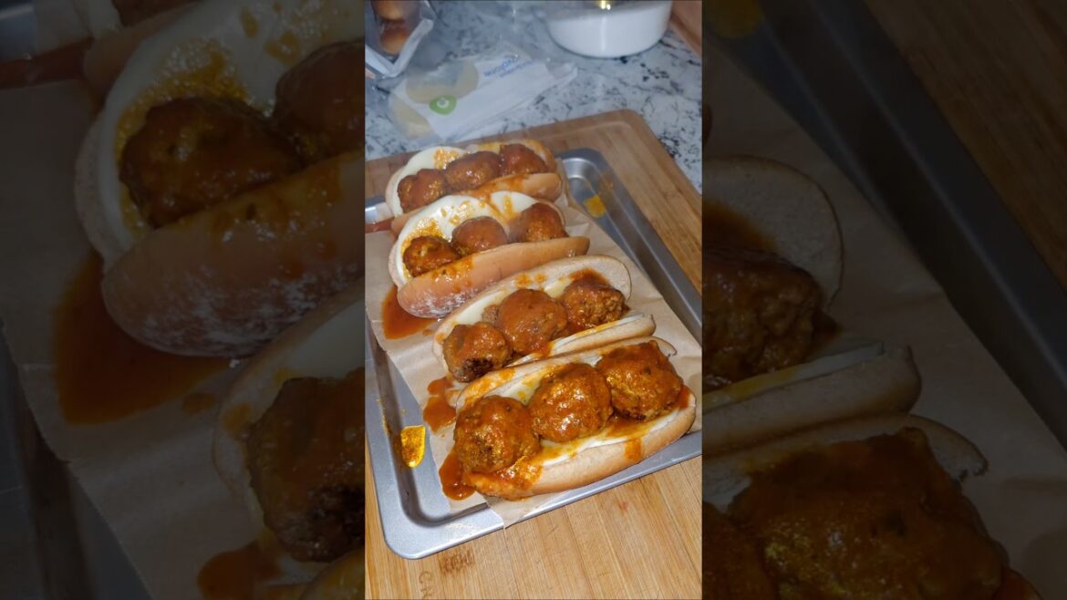 Meatball subs for #dinner #dinnerideas #meatballs #recipe