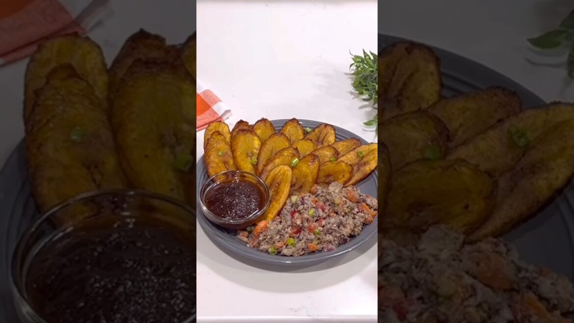 Let’s Enjoy Plantains With Sardines, Soo Sweet #cooking #shorts #sweetadjeley