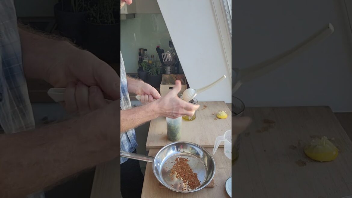 Maroccan Charmoula. Easy- quick and absolutely delicous.#Sauce #Charmoula #health