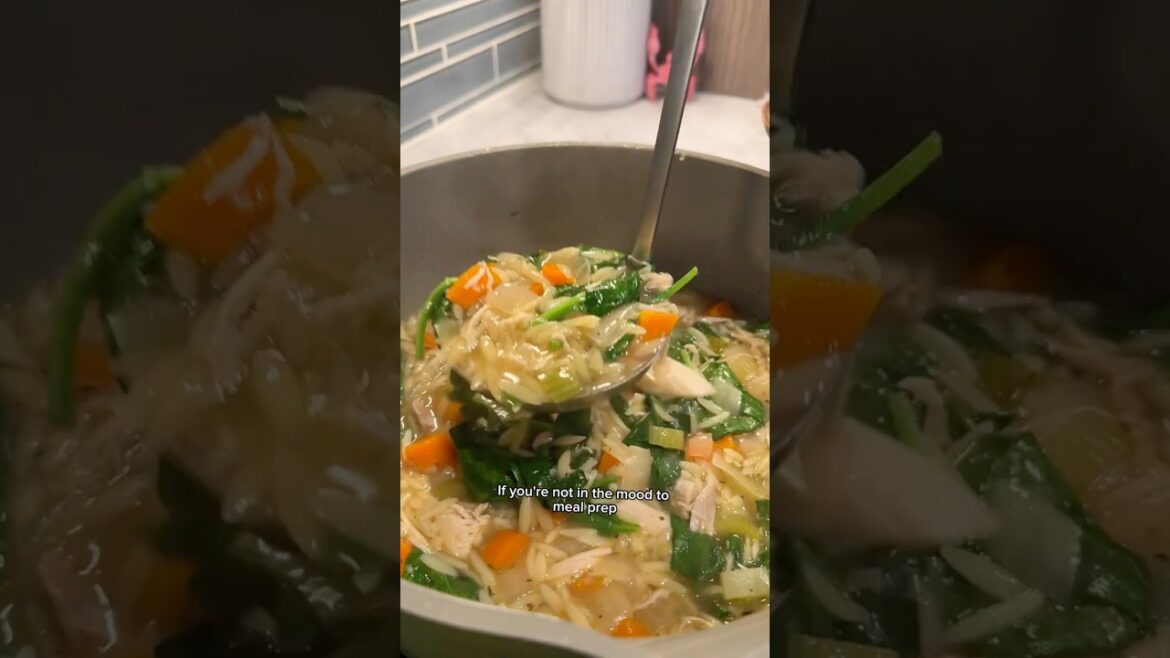 How to make lemon chicken orzo soup