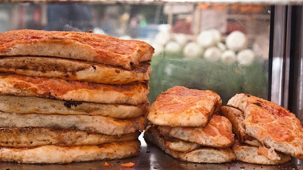 Come è fatto il vero sfincione Siciliano - Ricetta Originale di Giusi e Lia in Cucina