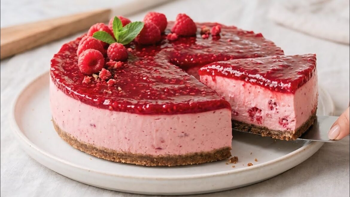 The creamy raspberry cheesecake that's breaking the internet! No baking required