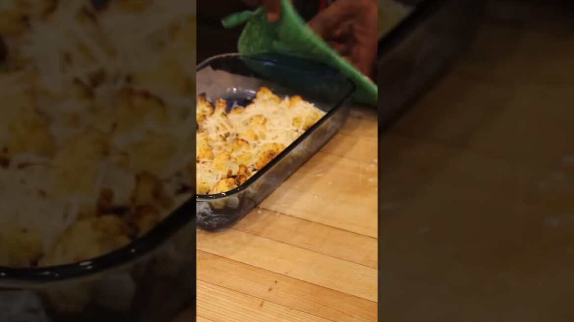 Parmesan, garlic cauliflower #cooking #viral #food #cauliflowerrecipe #foodie #sidedish #veganfood