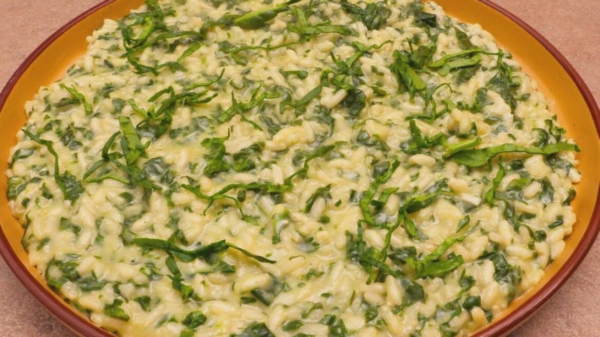 Spinach & Gorgonzola Risotto Recipe You Need to Try!