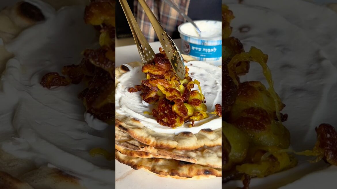 פיתה לאבנה עם שווארמה גבינת חלומי