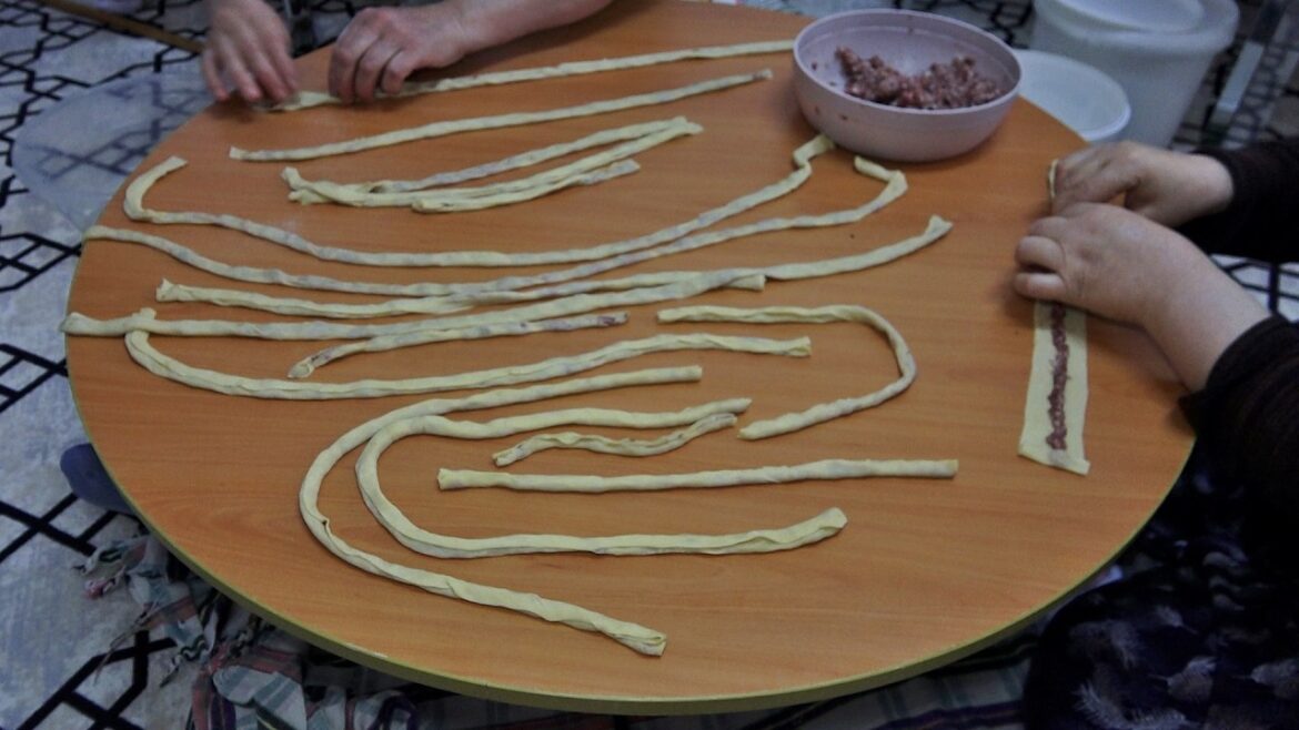 Easy Turkish Manti Recipe | Practical Homemade Turkish Dumplings with Minced Meat