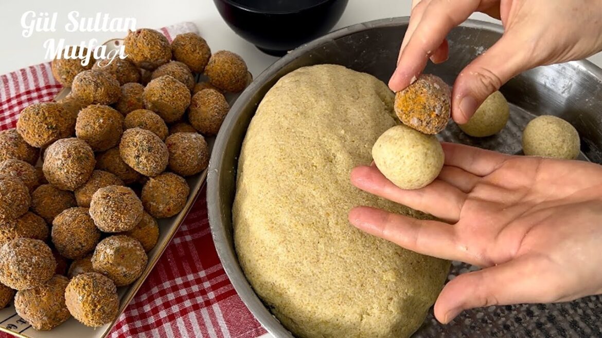 SİPARİŞLERE YETİŞEMEDİĞİM İÇLİ KÖFTE TARİFİMİ SİZLERLE PAYLAŞIYORUM!!!!A DAN Z YE İÇLİ KÖFTE TARİFİ