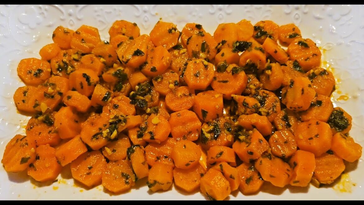 Salade de carottes au cumin/Carrots salad with cumin – Recette marocaine (Eng sub) Salade de carottes au cumin/Carrots salad with cumin - Recette marocaine (Eng sub)