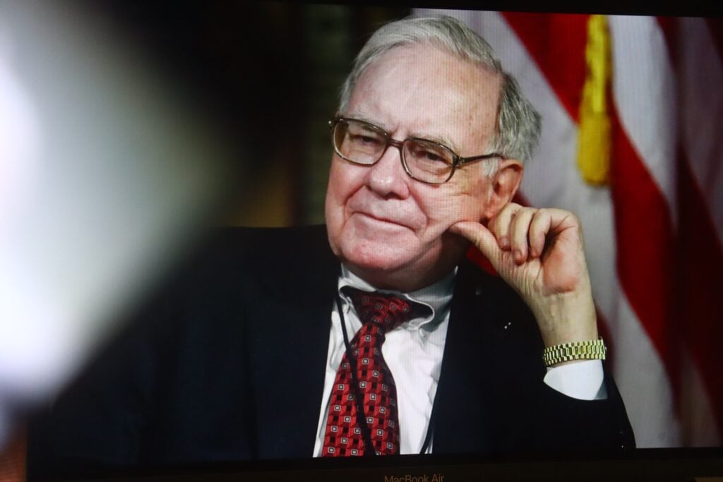 Bill Gates Says Warren Buffett ‘Doesn’t Know Much About Cooking Or Art Or A Huge Range Of Things’ — But His Ability to Read People is ‘Magical’ Benzinga