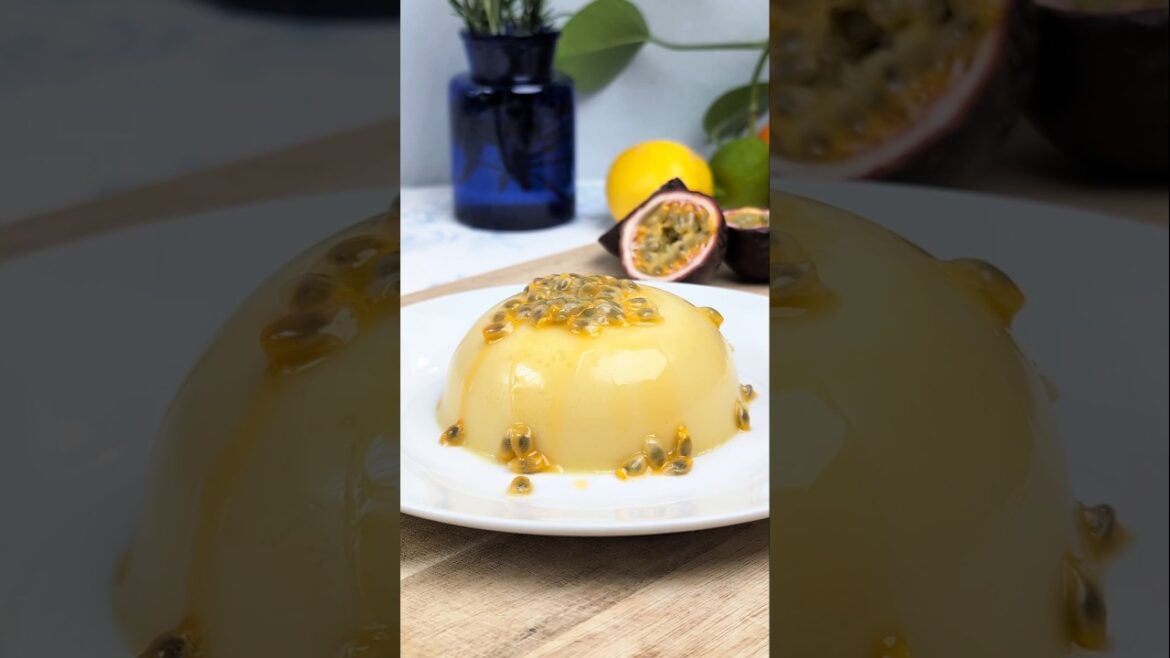 Tropical panna cotta | mango coconut passion fruit | gelatine free #recipe #pannacotta #vegan