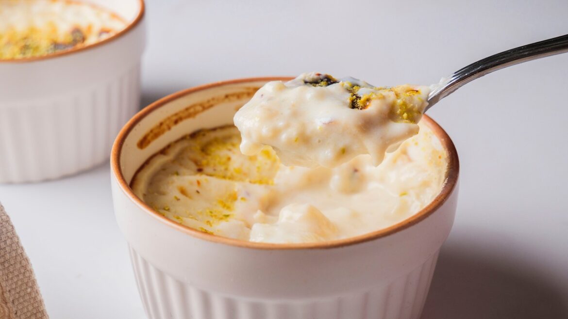 Turkish Rice Pudding (Sütlaç) – Creamy Rice Pudding Dessert Recipe Turkish Rice Pudding (Sütlaç) - Creamy Rice Pudding Dessert Recipe