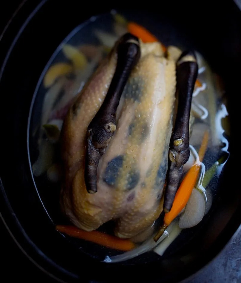 Poularde de Bresse en demi-deuil (Bresse chicken in Half-mourning)
