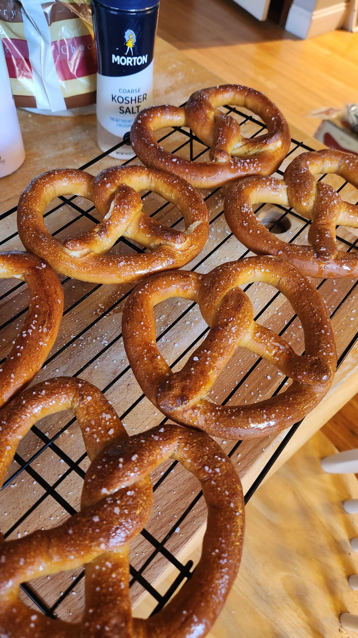 I made pretzels! 🥨