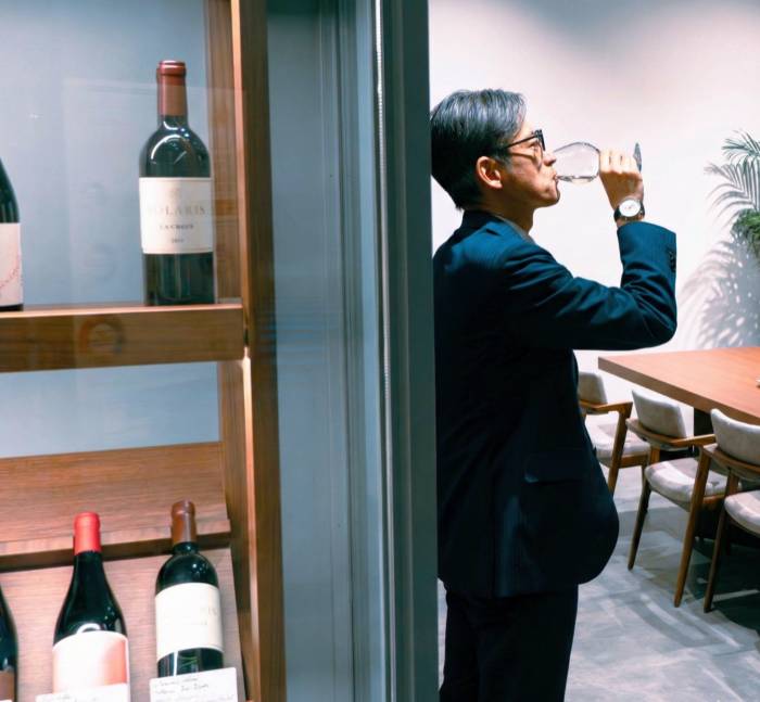 THREE GRAPES Introduces Japanese Wine Culture to International Tourists in Tokyo