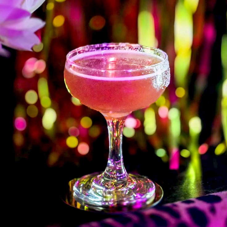 Bar Sister Midnight's I Wanna Be Your (Sober) Dog in Pigalle, Paris. ©Jen Riley