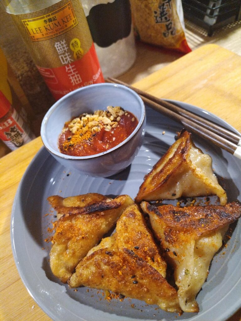 Homemade chicken gyoza with a different shape ✨🤗