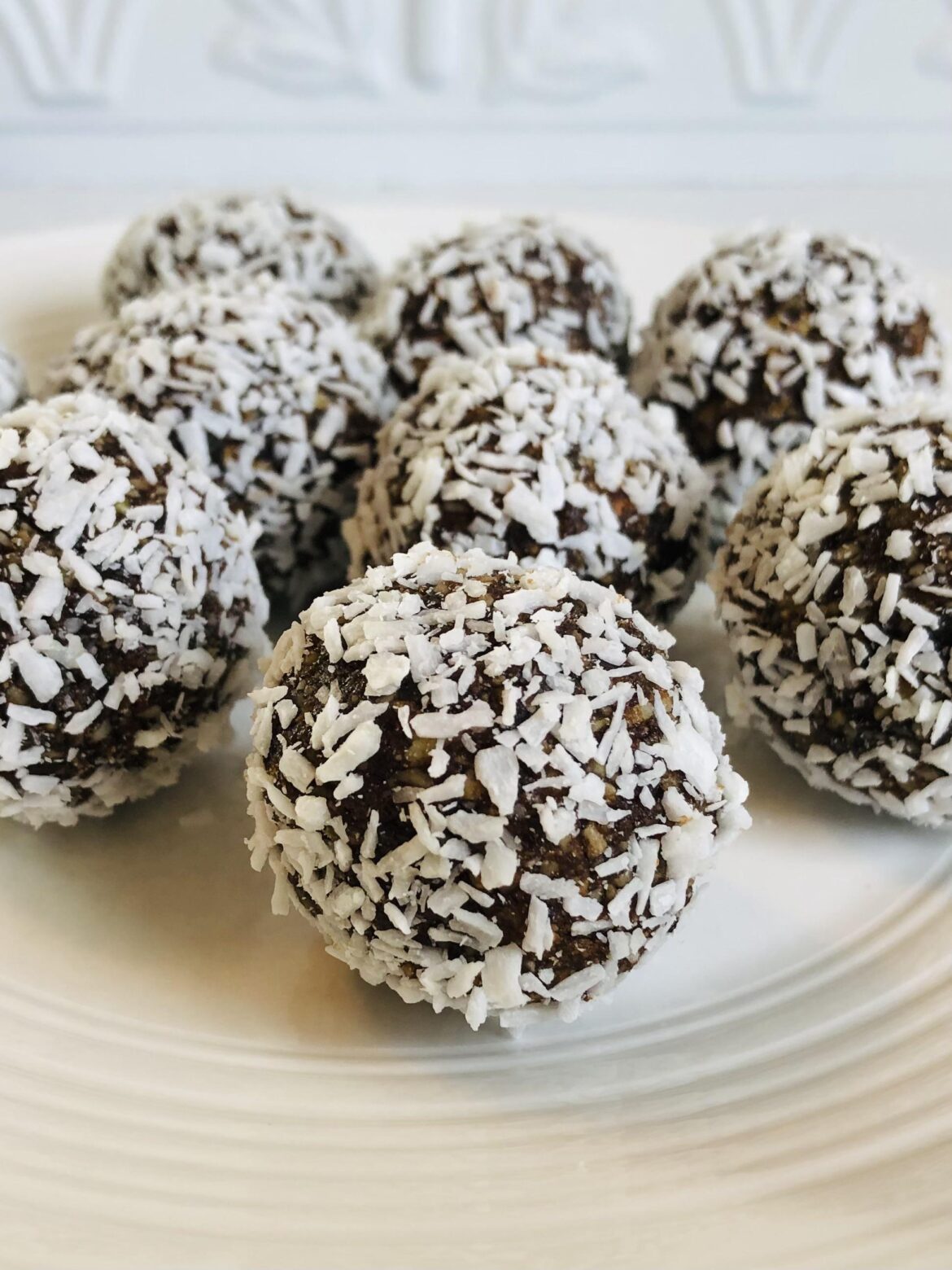 Chocolate coconut date balls
