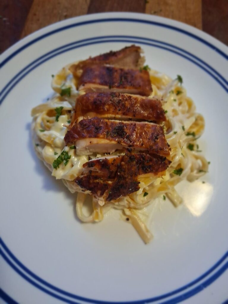 Smoked a bird on the kettle. Made some killer chicken alfredo 😎