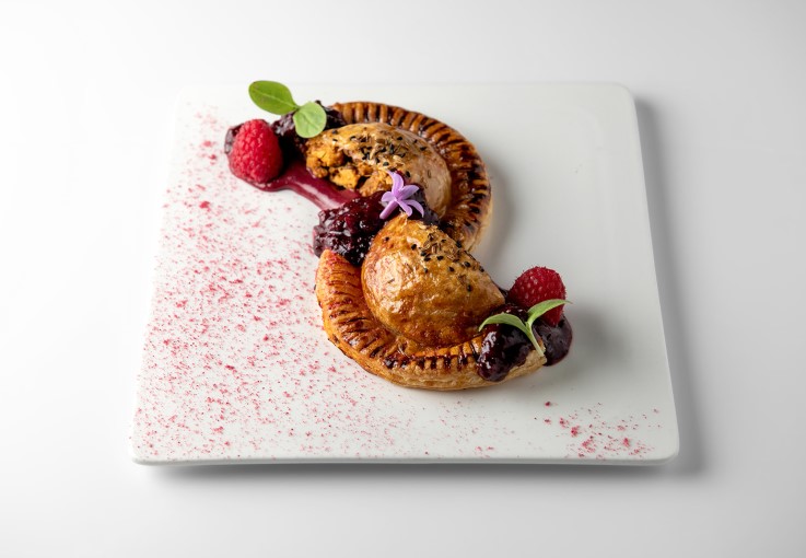 Atul Kochhar's signature chicken tikka pie at Kanishka. © Hannah