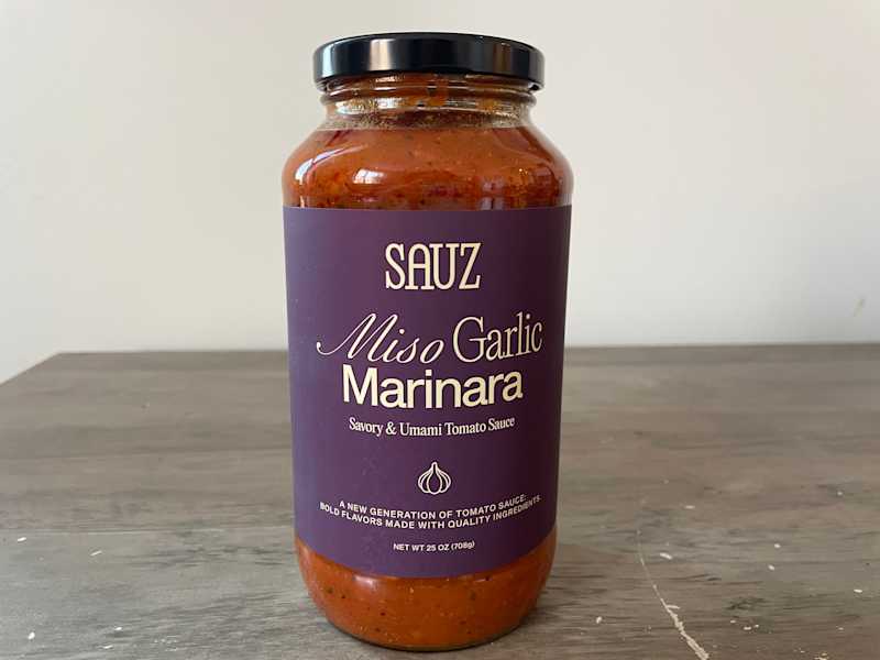 Jar of Sauz Miso Garlic Marinara