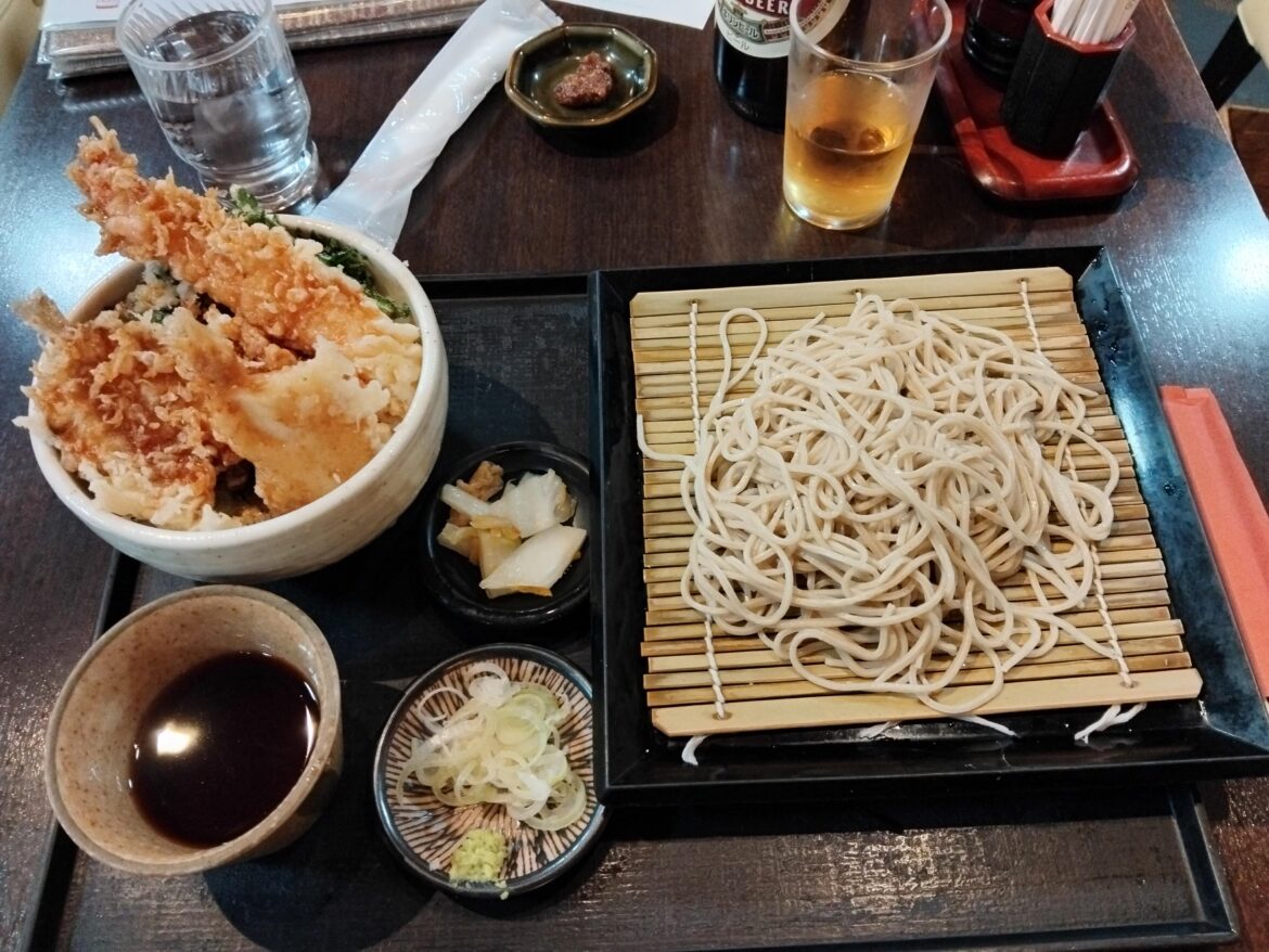 Cold Soba with seafood tempura